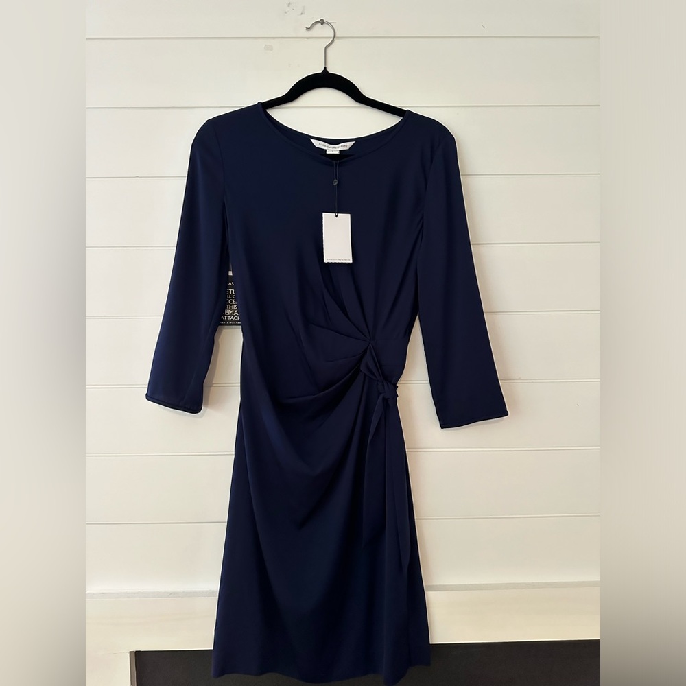 Size 6 Diane Von Furstenberg blue Julian Silk Jersey Wrap Dress! NWOT